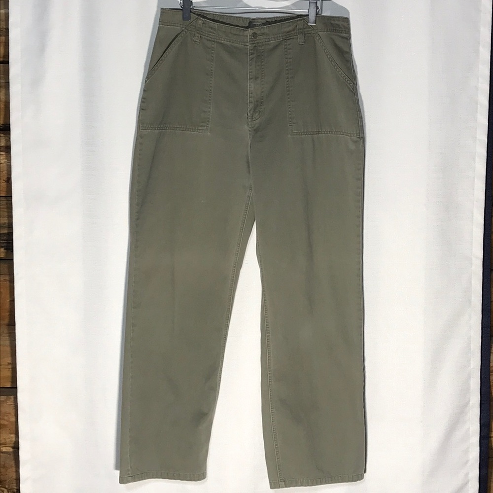 G.H. BASS Light Olive Green Pants